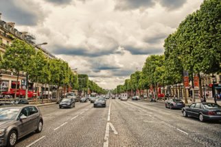 Champs Élysées: avenida mais famosa e bonita de Paris
