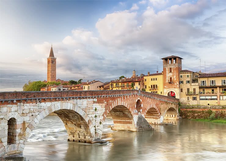 Ponte Pietra em Verona