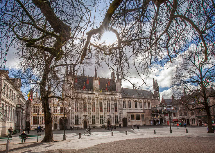 Praça Burg e prefeitura de Bruges